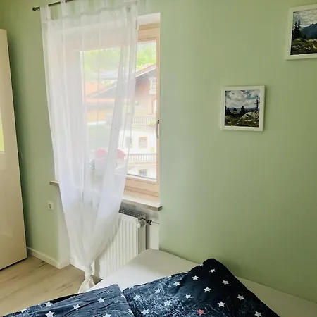 With 2 Bedrooms 라이트임윙클